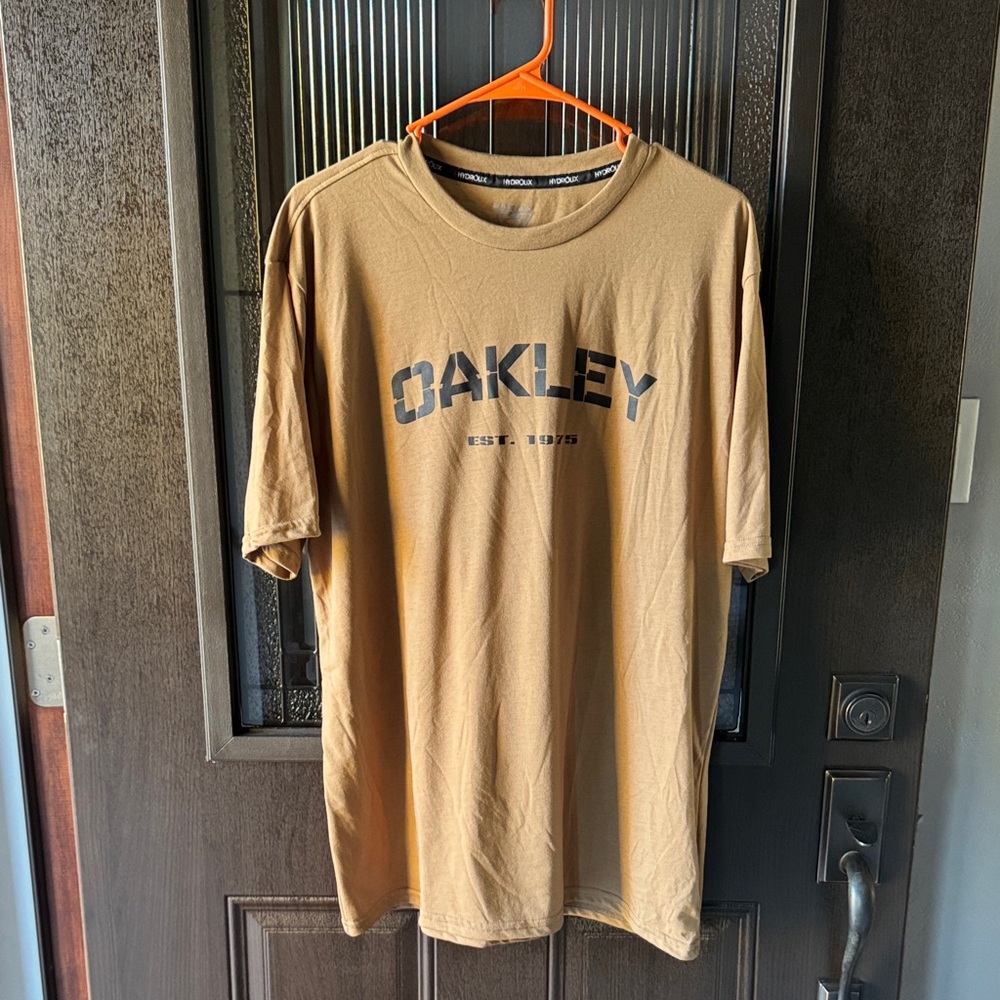 Oakley Men's Tan Graphic Tee